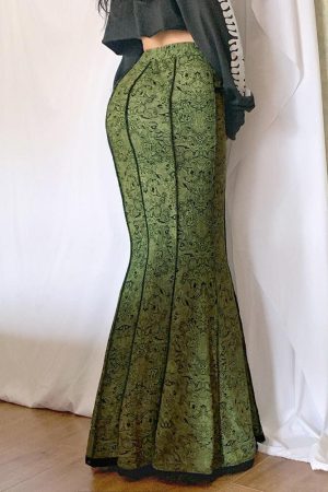 Vintage Slim Fit Maxi Skirt