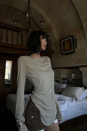 WARDEN EDGE Asymmetric Long Sleeve T-Shirt with Raw Edge Details