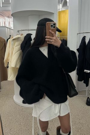 WARDEN EDGE Layered V-Neck Knit Sweater