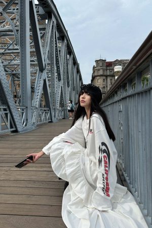 WARDEN EDGE Long Sleeve Graphic Tee with California Speedway Print
