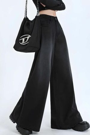 Wide Leg Regular Waist Jeans