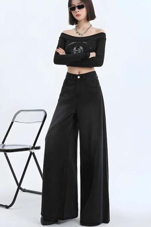 Wide Leg Regular Waist Jeans
